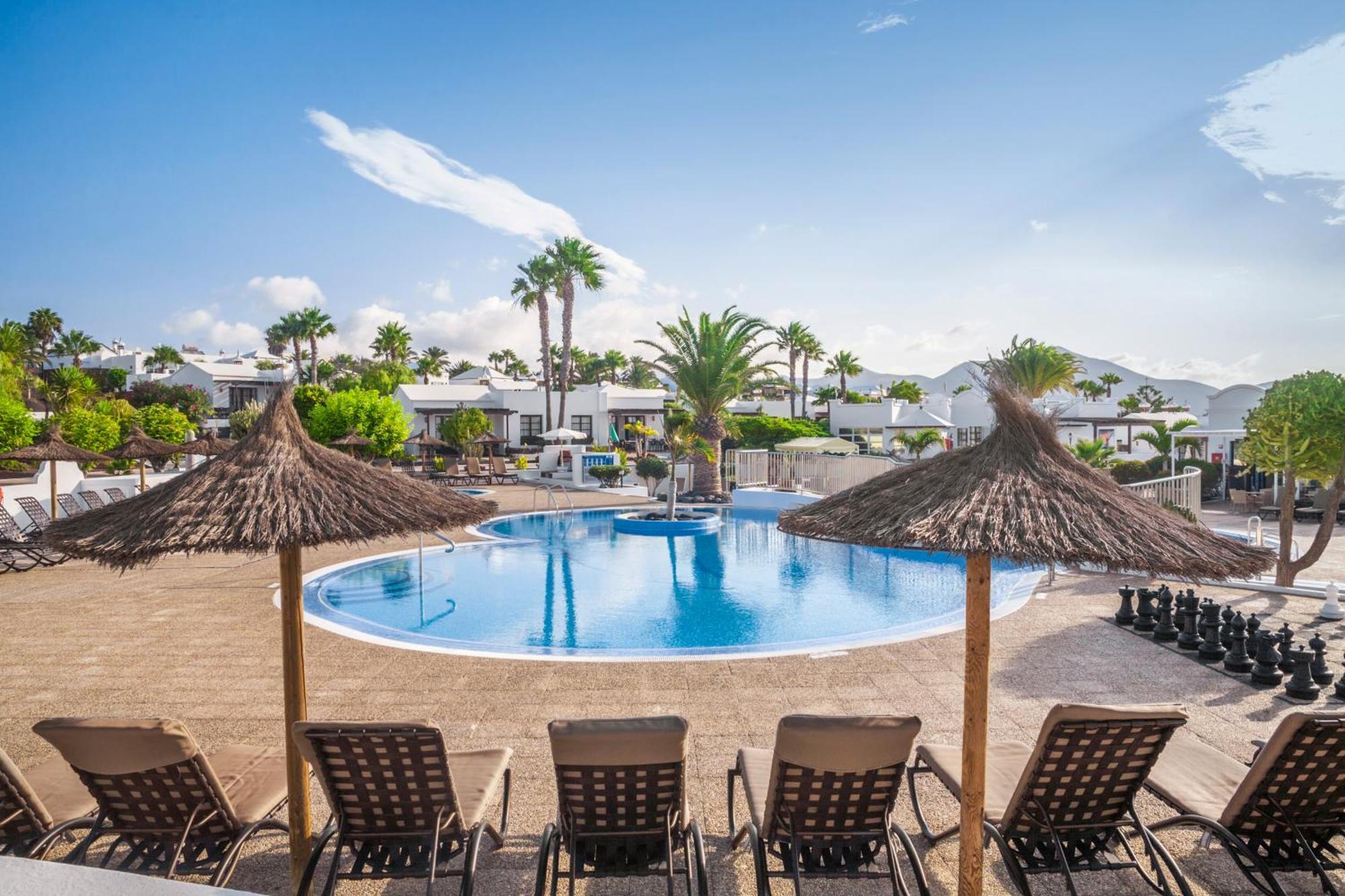 Jardines Del Sol Aparthotel Playa Blanca  Exterior foto