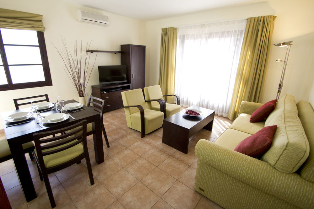 Jardines Del Sol Aparthotel Playa Blanca  Exterior foto