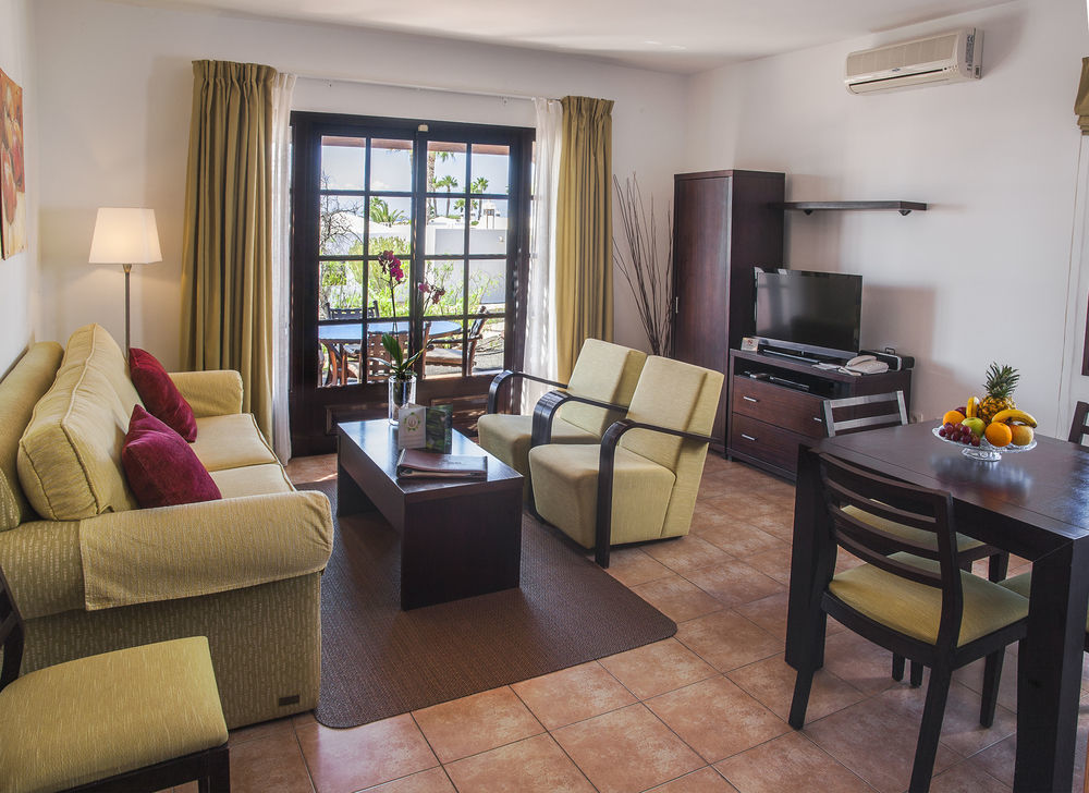 Jardines Del Sol Aparthotel Playa Blanca  Exterior foto